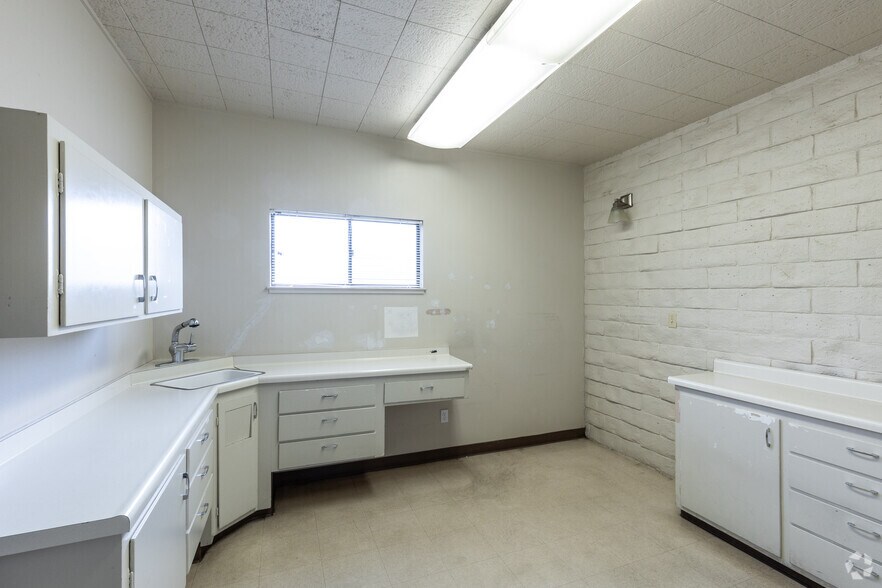 More Photos Of 3260 Beard Rd, Napa Medical For Lease