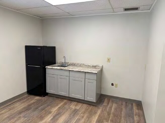 More Photos Of 10281 W 87th St, Overland Park Office For Lease