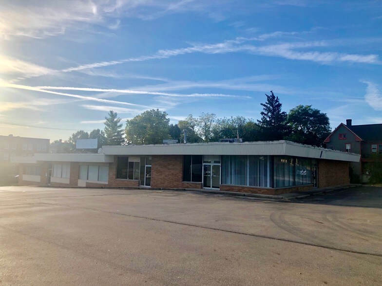 More Photos Of 1-19 E Pleasant St, Springfield Medical For Sale
