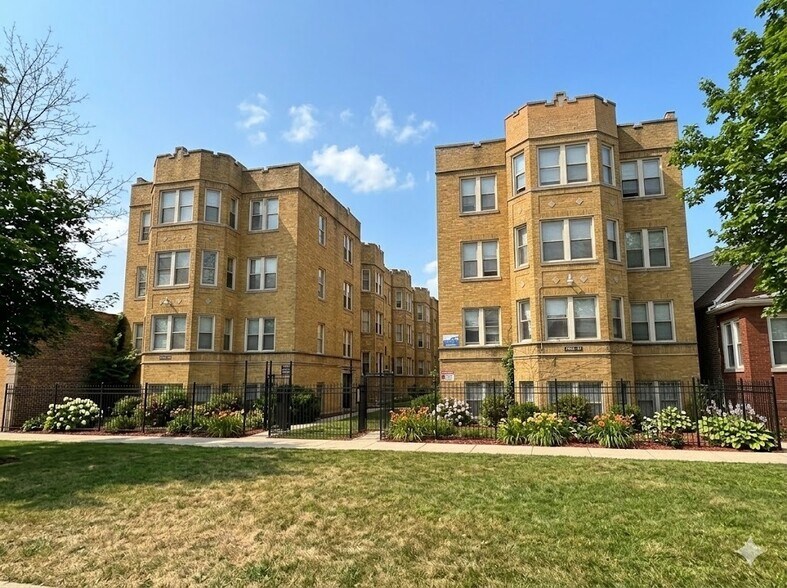 Primary Photo Of 7042-7048 S Michigan, Chicago Apartments For Sale