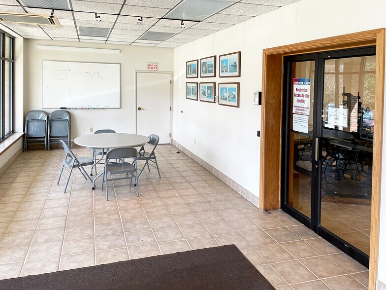 More Photos Of 2670 Pyramus Rd, Chester Warehouse For Sale