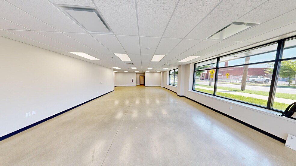 More Photos Of 701 E Wayne St, Fort Wayne Office For Lease