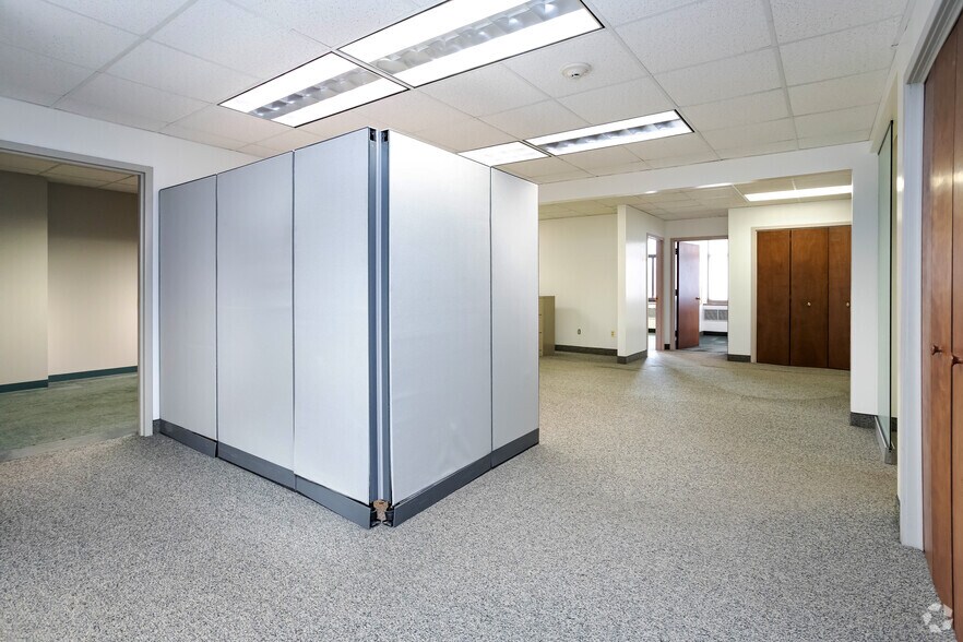 Photo of 9th Floor Ste 925