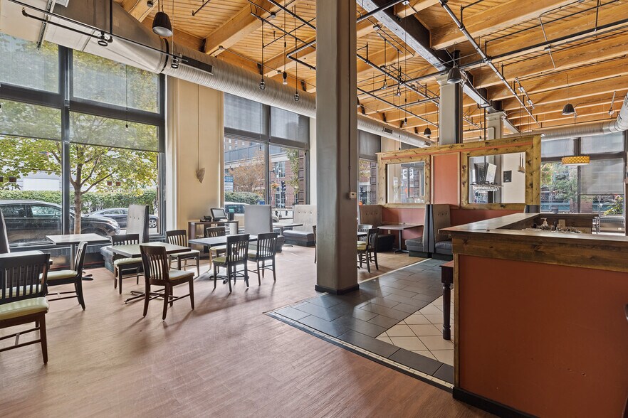 More Photos Of 1001 Washington Ave, Saint Louis Office For Lease