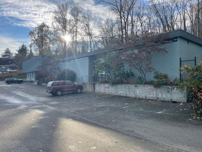 More Photos Of 3111 27th St S, Seattle Warehouse For Sale