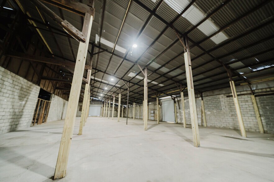 More Photos Of 2225 Waterville rd, Macon-Bibb Warehouse For Lease