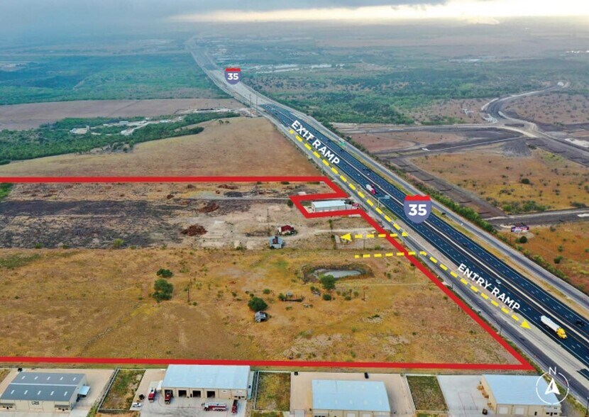 More Photos Of 5615 N Interstate 35, New Braunfels Land For Sale