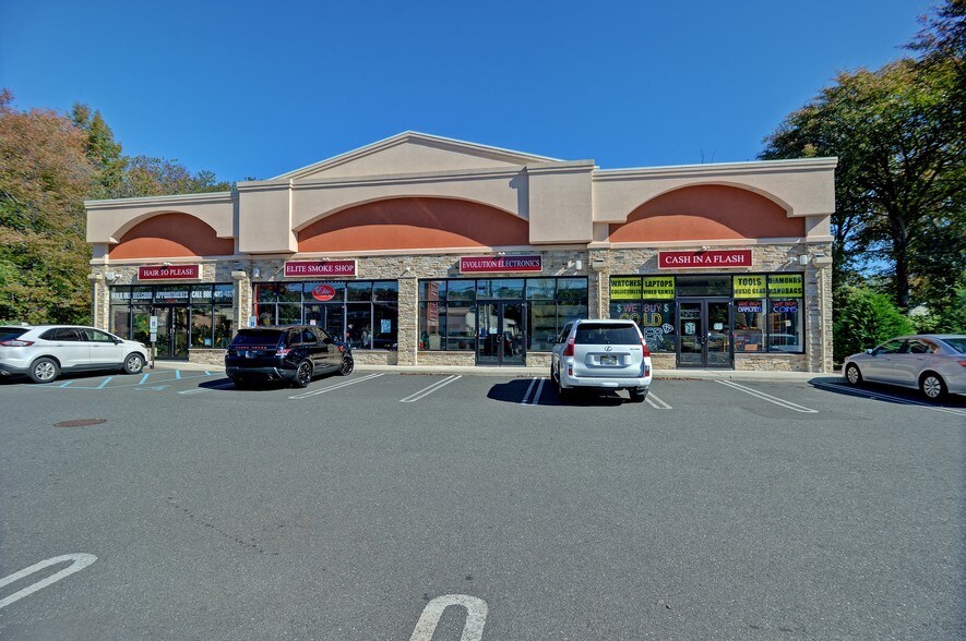 More Photos Of 1709 State Route 35, Oakhurst Freestanding For Lease