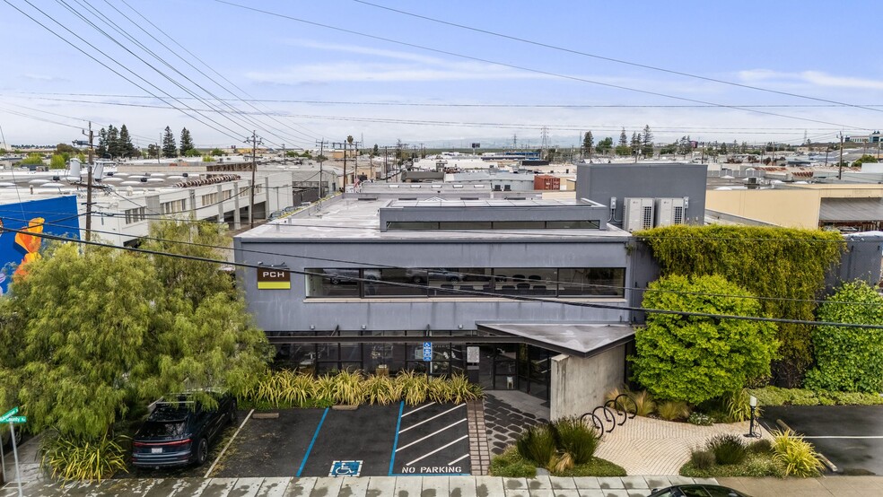 More Photos Of 1401 Old County Rd, San Carlos Manufacturing For Sale