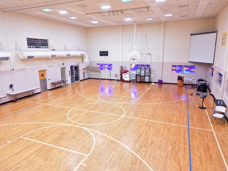 More Photos Of 1130 S. Broadway, Wichita Religious Facility For Sale