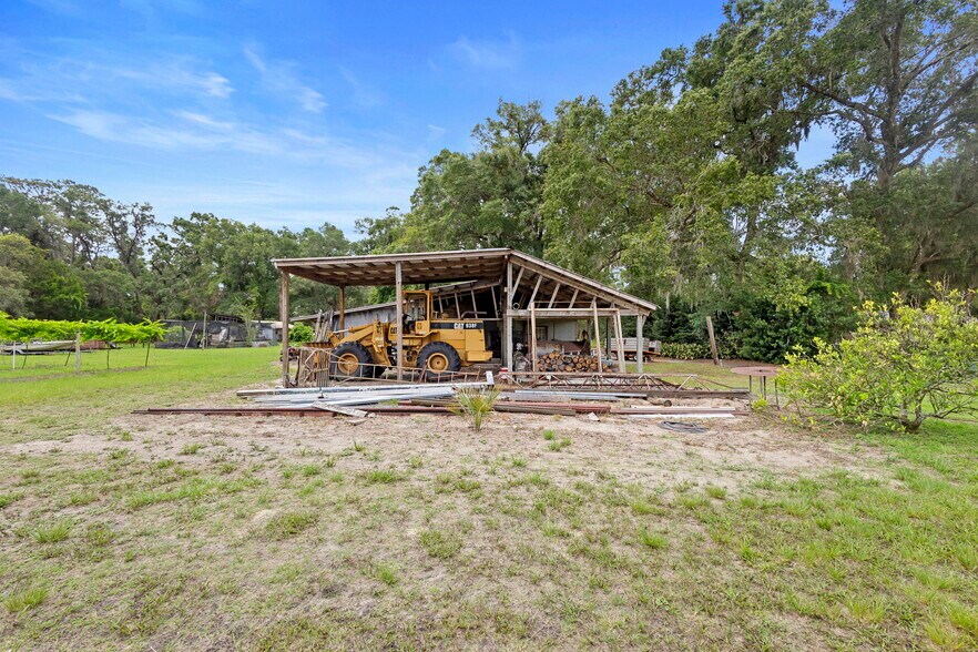 More Photos Of 1056 Reynolds Rd, De Leon Springs Specialty For Sale