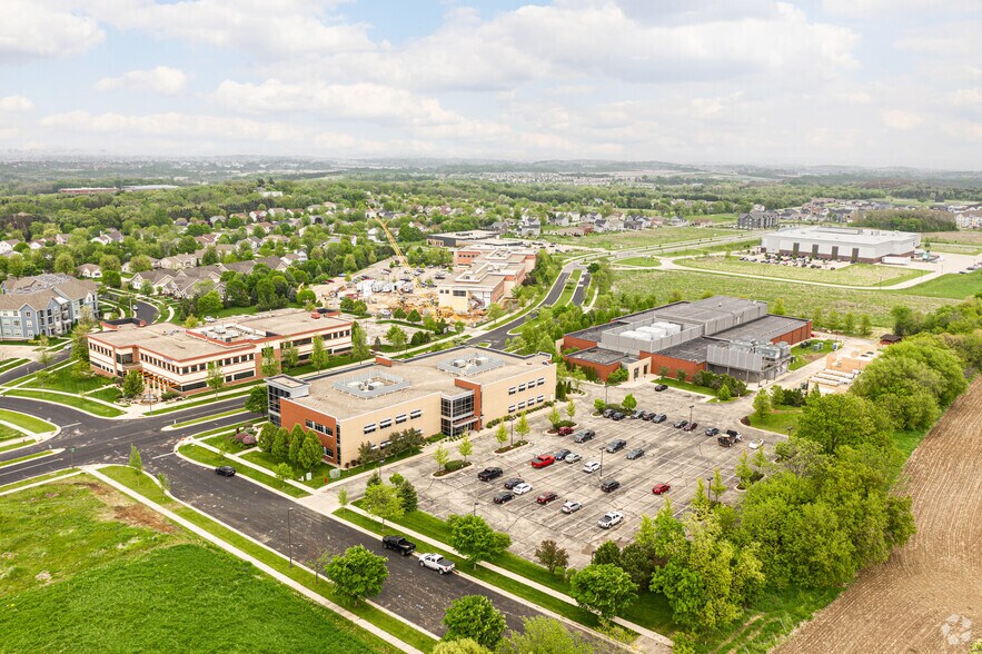 More Photos Of 5525 Nobel Dr, Madison Office For Lease