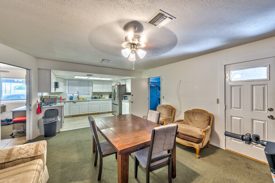 More Photos Of , Las Vegas Office For Sale