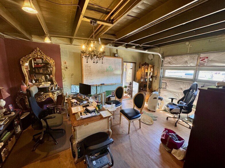 More Photos Of 2301 W 44th Ave, Denver Auto Repair For Sale