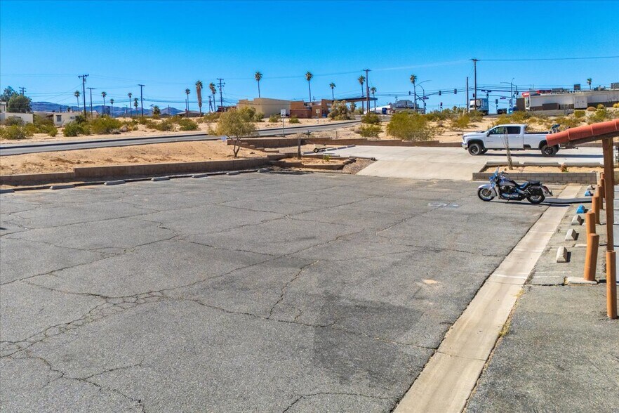More Photos Of 73782 Two Mile Rd, Twentynine Palms Health Club For Sale