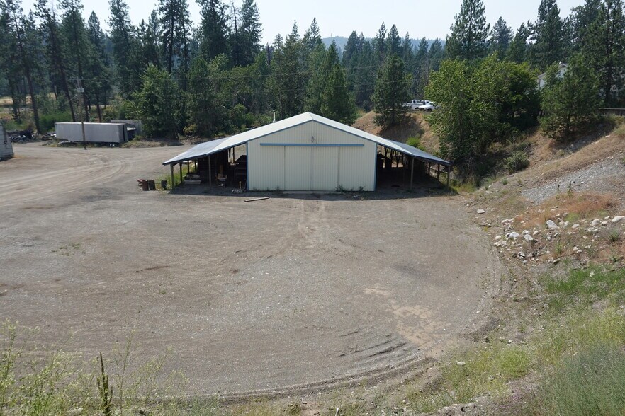 More Photos Of 7902 N Starr Rd, Newman Lake Distribution For Sale