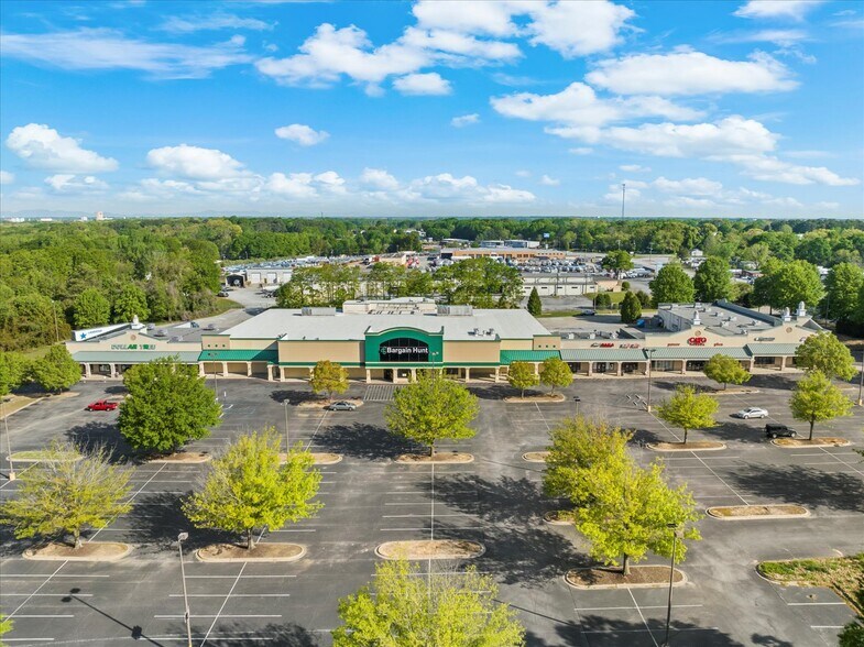 More Photos Of 2199 Southport Rd, Spartanburg Unknown For Lease