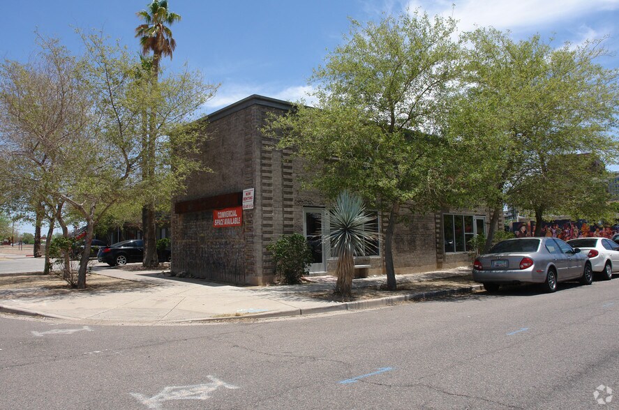 More Photos Of 821 N 3rd St, Phoenix Apartments For Sale