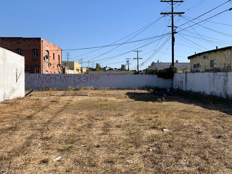 More Photos Of 2800 Wabash Ave, Los Angeles Land For Sale