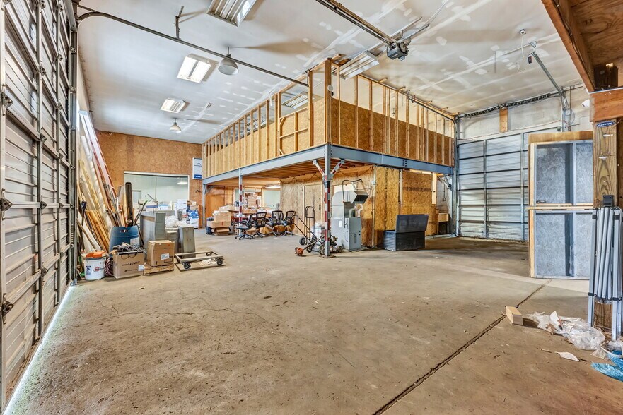 More Photos Of 203 Hershinger Rd, Coraopolis Office For Sale