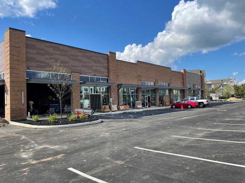 More Photos Of 8833-8847 Lyra Dr, Columbus General Retail For Lease