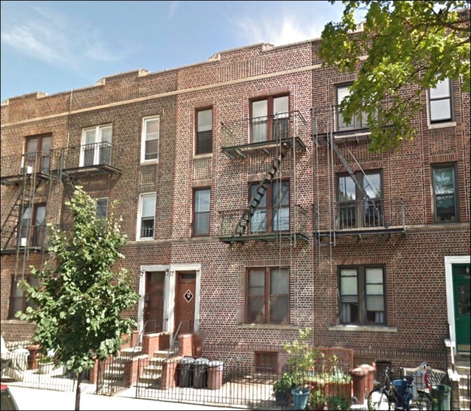 More Photos Of 1647 8th Ave, Brooklyn Apartments For Sale