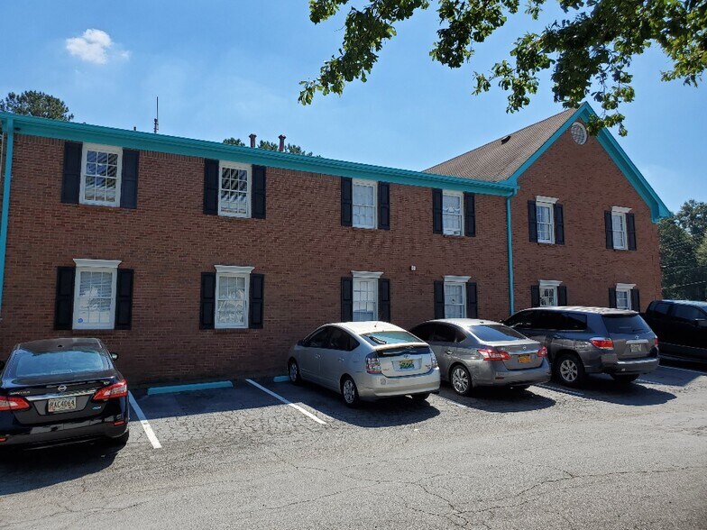 More Photos Of 2227 Idlewood Rd, Tucker Medical For Lease