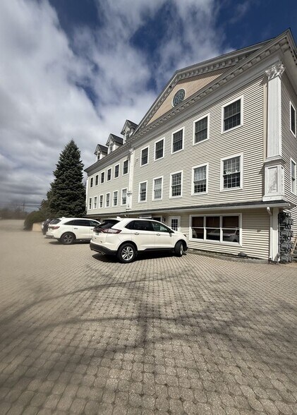 More Photos Of 155 Lafayette Rd, North Hampton Medical For Lease