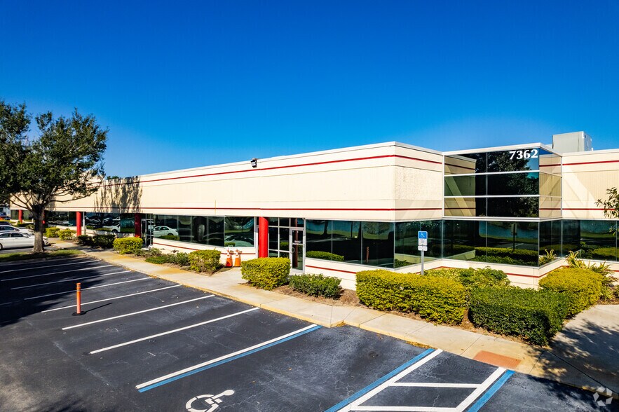 More Photos Of 7362 Futures Dr, Orlando Coworking Space