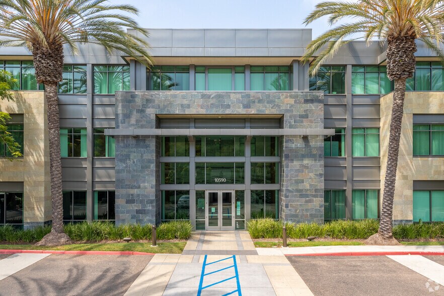 More Photos Of 10590 W Ocean Air Dr, San Diego Office For Lease