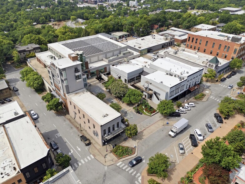 More Photos Of 21 W Mountain St, Fayetteville Storefront Retail Office For Lease