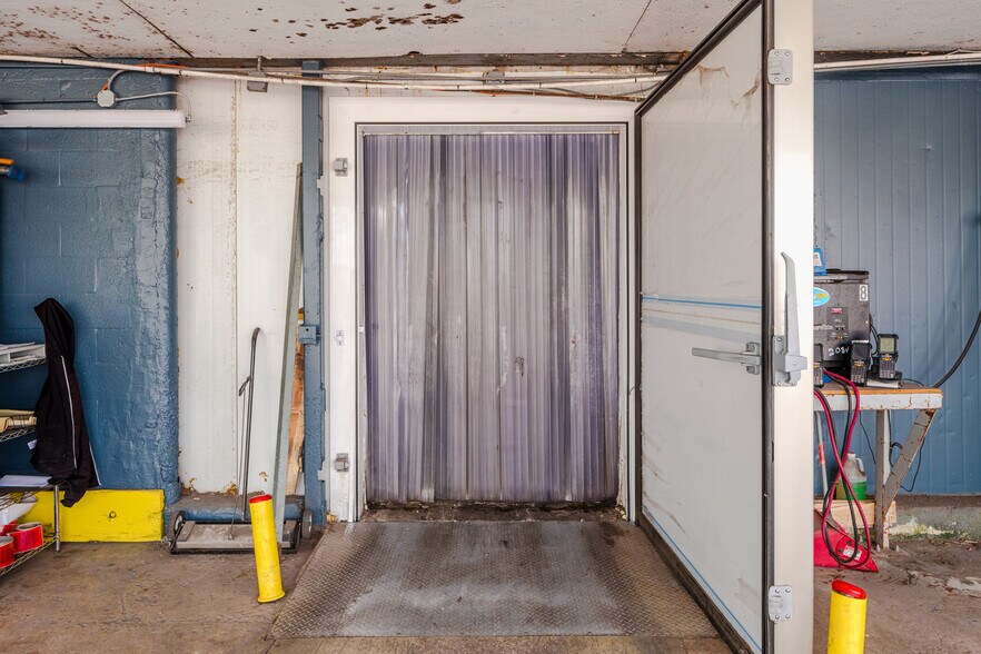 More Photos Of 500 NE 185th St, Miami Refrigeration Cold Storage For Lease