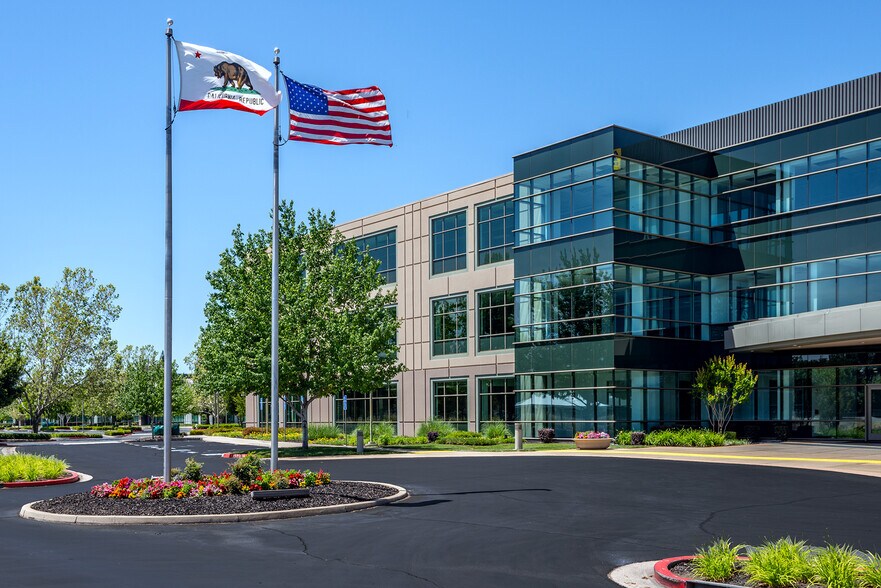 More Photos Of 11971 Foundation Pl, Gold River Office For Lease