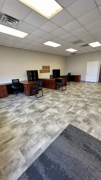 More Photos Of 2548 Fayetteville Rd, Lumberton Storefront Retail Office For Lease