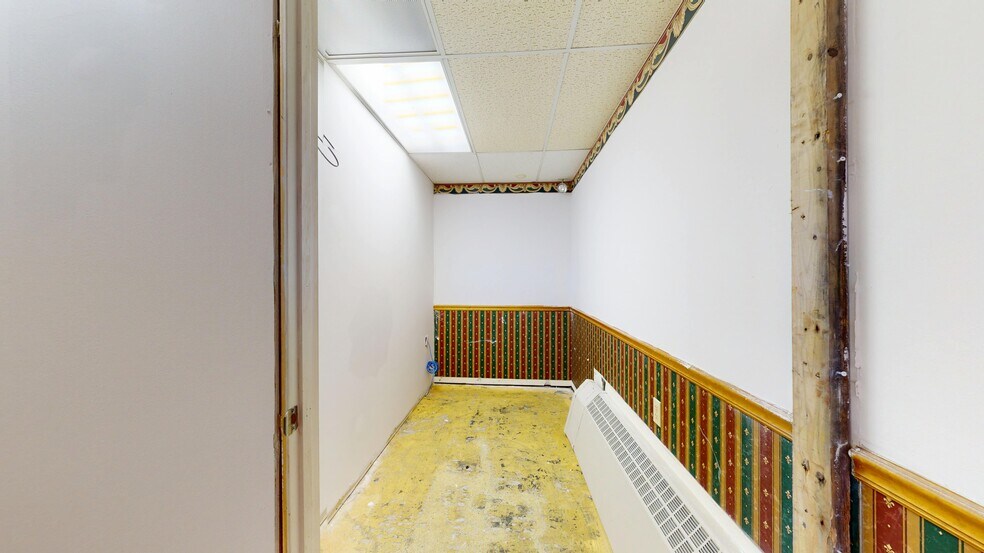 More Photos Of 152 Grant Ave, Vandergrift Storefront Retail Office For Lease