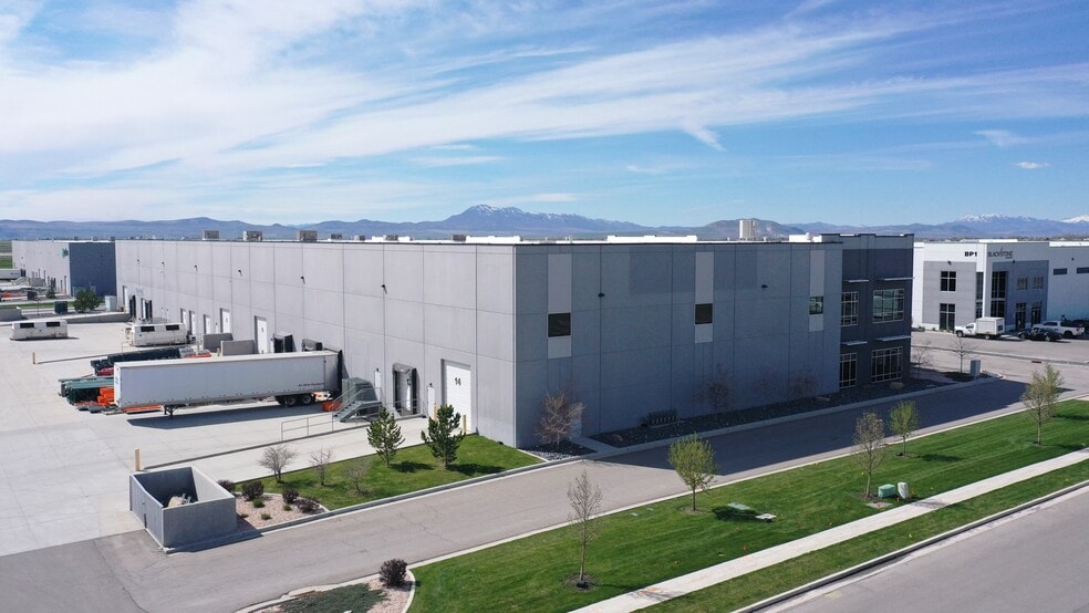 More Photos Of 3145 N 200 W, Hyde Park Industrial For Lease