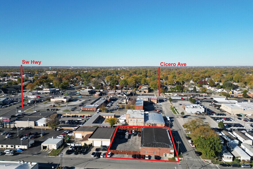 More Photos Of 9200 Kilpatrick Ave, Oak Lawn Flex For Sale