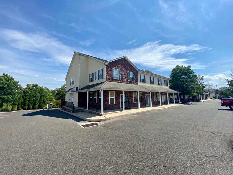 More Photos Of 292-296 W Ridge Pike, Royersford Office For Lease