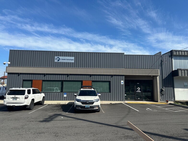 More Photos Of 2917 NW Nicolai St, Portland General Retail For Lease