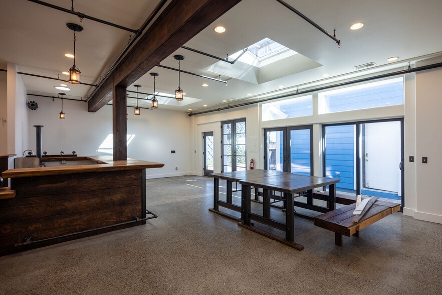 More Photos Of 313-323 Princeton Ave, Half Moon Bay Service For Lease