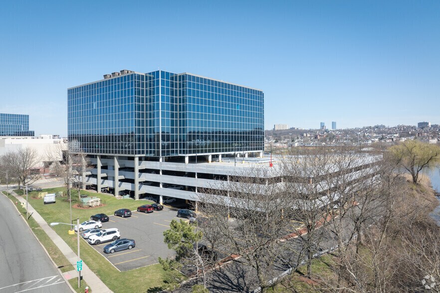 More Photos Of 65 Challenger Rd, Ridgefield Park Office For Lease