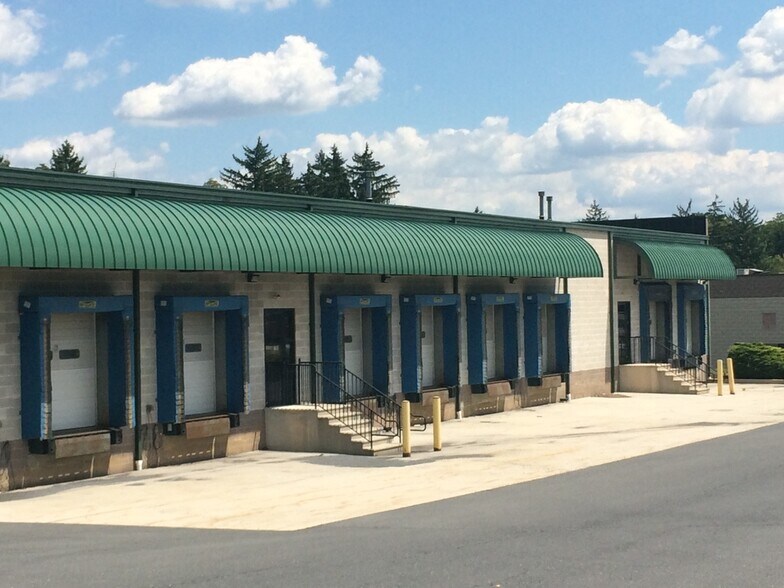 More Photos Of 175 Limekiln Rd, New Cumberland Flex For Lease