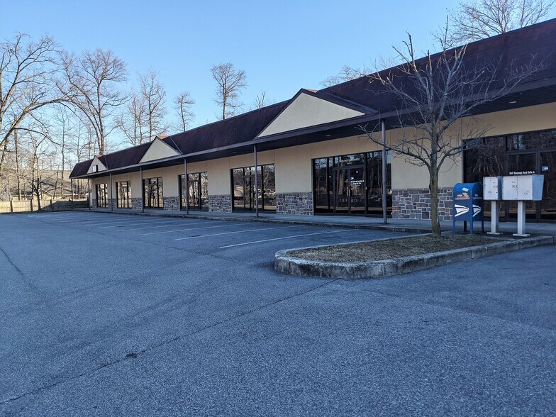 More Photos Of 8141 Telegraph Rd, Severn Medical For Sale