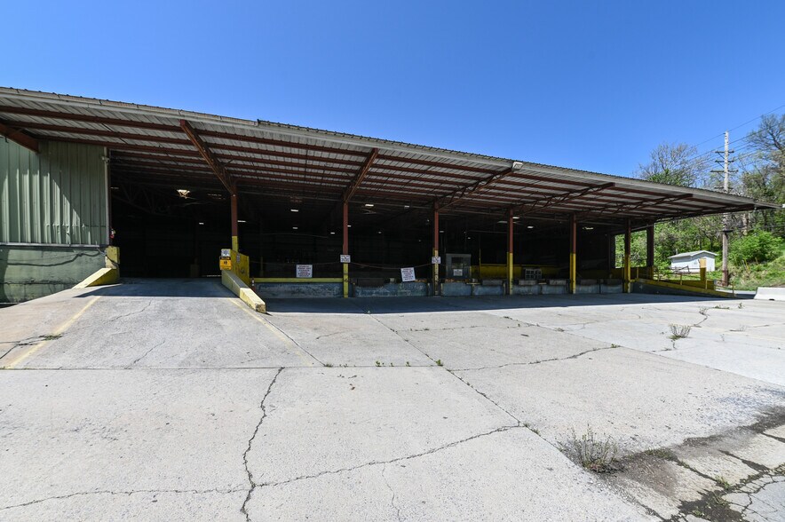 More Photos Of 164 Eyster Rd, Halltown Manufacturing For Sale