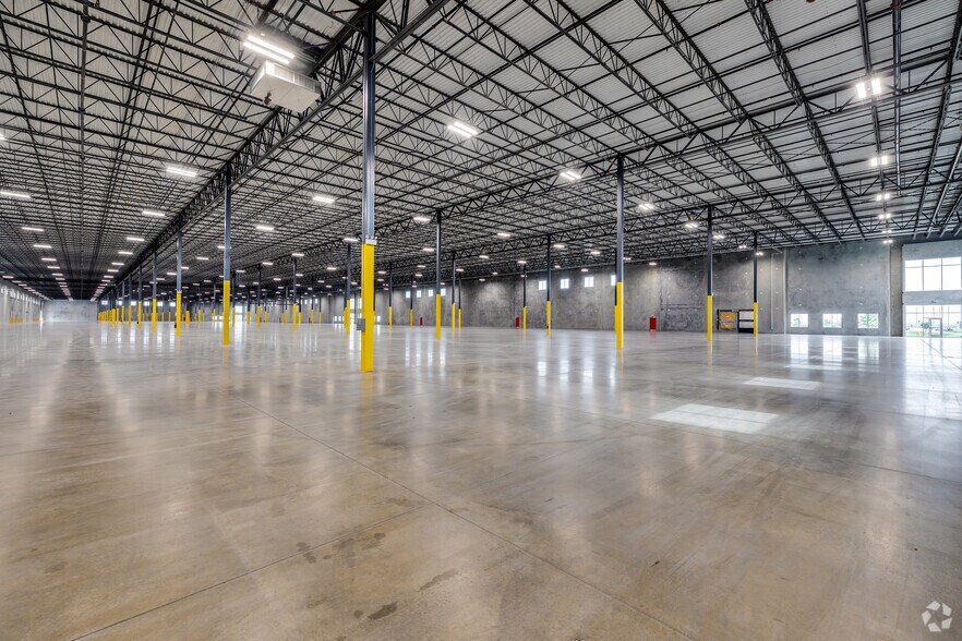 More Photos Of E 76th St N & Whirlpool Dr, Tulsa Unknown For Lease