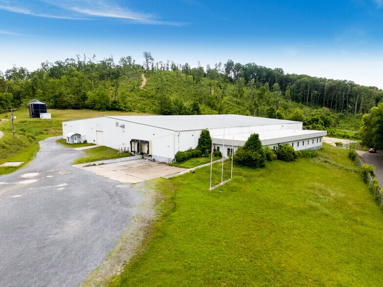 Primary Photo Of 1190 Old Asheville Hwy, Newport Warehouse For Sale