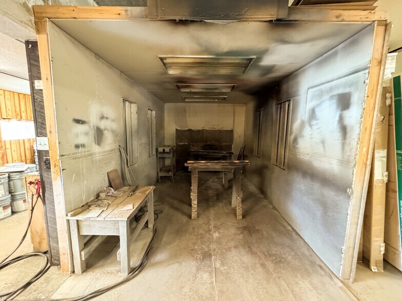 More Photos Of 2480 W Highway 63, Springbrook Warehouse For Sale