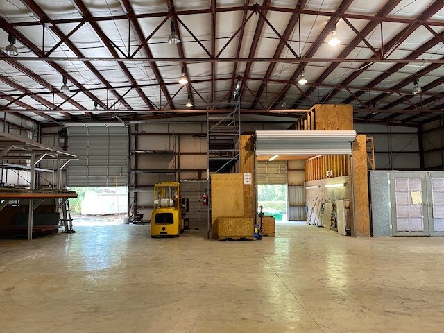 More Photos Of 3 Sunshine Blvd, Ormond Beach Manufacturing For Lease
