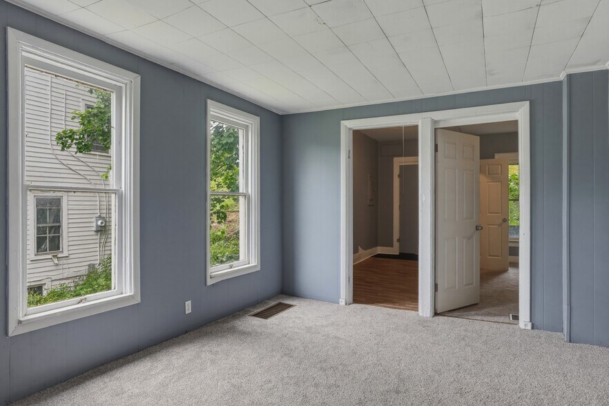 More Photos Of 291 Sunset Dr, Corning Apartments For Sale