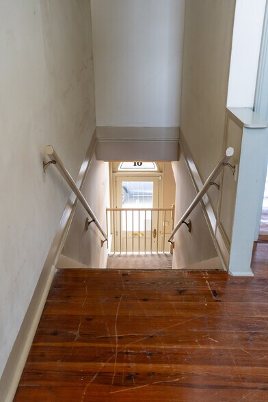 More Photos Of 61 Broad St, Charleston Office Residential For Sale